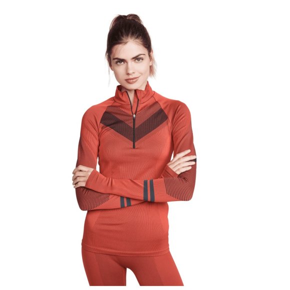 LNDR Beyond Base Red Pullover - NWT - Size M/L - Picture 1 of 8